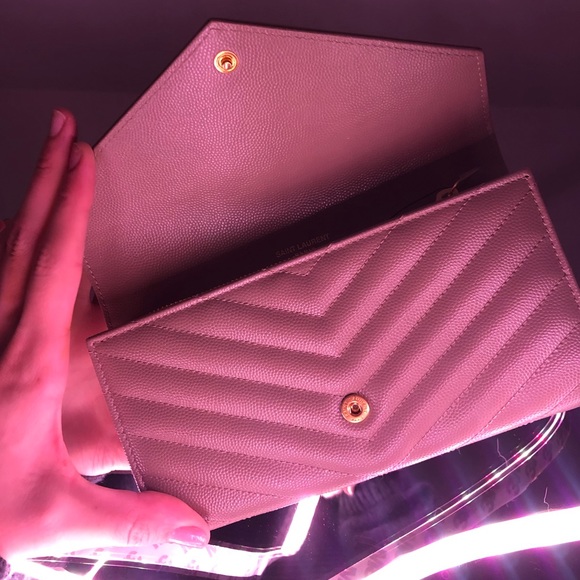 YSL Saint Laurent Large Wallet Embossed Leather - Picture 7 of 8